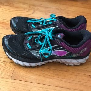 Brooks Ghost running shoes